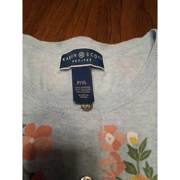 Karen Scott Cardigan Size Petite XL Blue w/Flowers Sweater Button Grannycore - Picture 10 of 10